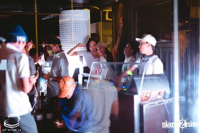 10th Anniversary White Party at Nunglen & Escobar — photo 162