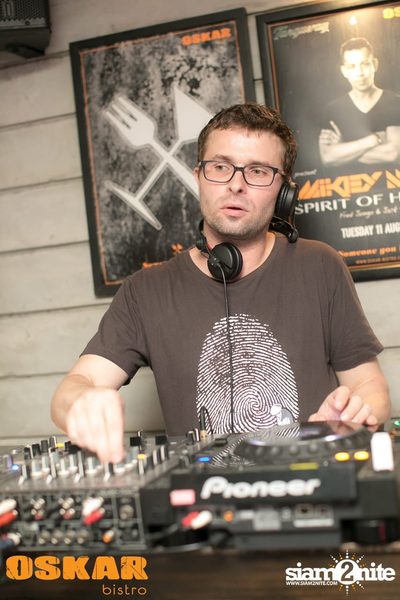 Spirit Of House with Mikey Mike at Oskar Bistro — photo 23