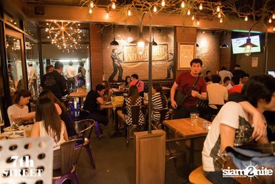 Friday Night at 7th Street, Ten Building Thonglor Soi 10 — photo 2