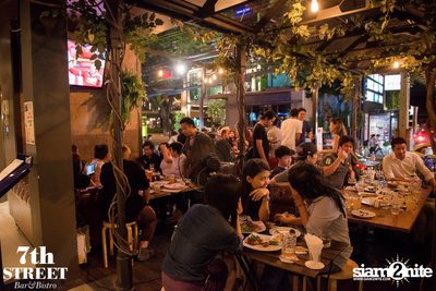 Friday Night at 7th Street, Ten Building Thonglor Soi 10 — photo 5