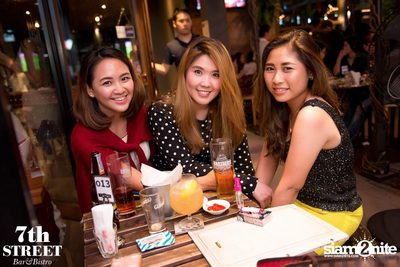 Friday Night at 7th Street, Ten Building Thonglor Soi 10 — photo 62