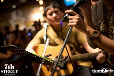 Friday Night at 7th Street, Ten Building Thonglor Soi 10 — photo 65
