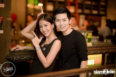 Friday Night at Wine, Beer & Bistro Bar BottomsUp Thonglor — photo 52