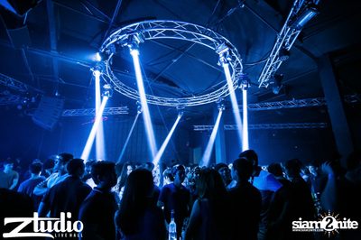 Grey Goose นำเสนอ TGIF : Alvaro ที่ สตูดิโอ ไลฟ์ ฮอล — photo 15
