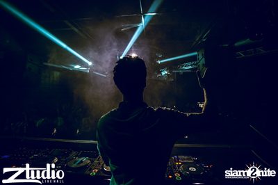 Grey Goose นำเสนอ TGIF : Alvaro ที่ สตูดิโอ ไลฟ์ ฮอล — photo 28