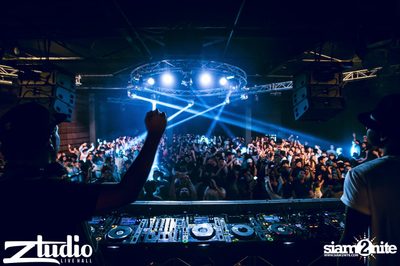 Grey Goose นำเสนอ TGIF : Alvaro ที่ สตูดิโอ ไลฟ์ ฮอล — photo 68