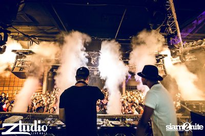 Grey Goose นำเสนอ TGIF : Alvaro ที่ สตูดิโอ ไลฟ์ ฮอล — photo 76