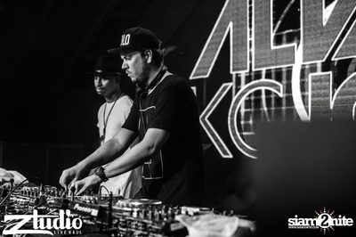 Grey Goose นำเสนอ TGIF : Alvaro ที่ สตูดิโอ ไลฟ์ ฮอล — photo 128