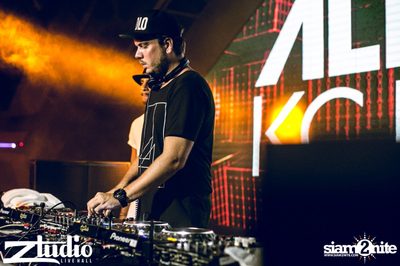 Grey Goose นำเสนอ TGIF : Alvaro ที่ สตูดิโอ ไลฟ์ ฮอล — photo 129