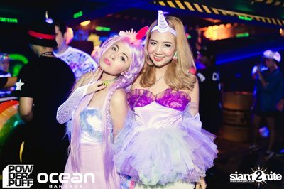 Powderpuff นำเสนอ Rainbows and Unicorns ที่ โอเชียน แบงค็อก — photo 4