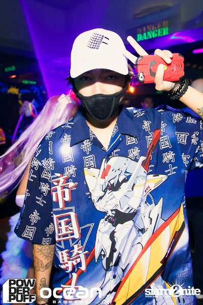 Powderpuff นำเสนอ Rainbows and Unicorns ที่ โอเชียน แบงค็อก — photo 12