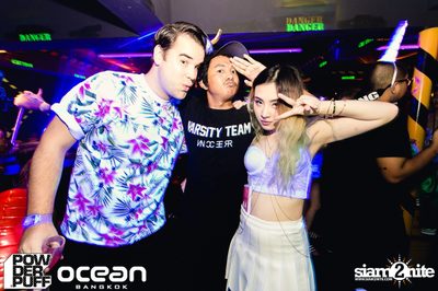 Powderpuff นำเสนอ Rainbows and Unicorns ที่ โอเชียน แบงค็อก — photo 43