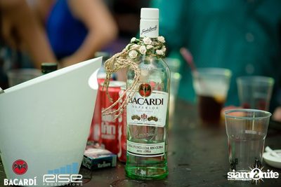 Flower Power Pool Party at Radisson Blu Plaza — photo 5