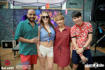 Flower Power Pool Party at Radisson Blu Plaza — photo 16