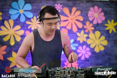 Flower Power Pool Party at Radisson Blu Plaza — photo 19