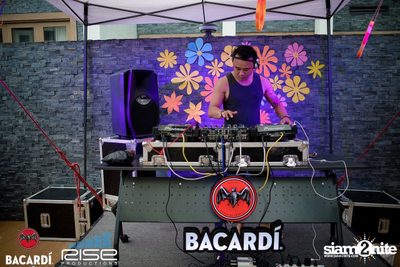 Flower Power Pool Party at Radisson Blu Plaza — photo 45