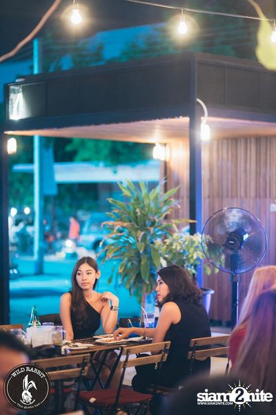 คอนเสิร์ต บิว The Voice ที่ร้าน ไวลด์ แร็บบิท, พหลโยธิน ซอย 19/1 — photo 21
