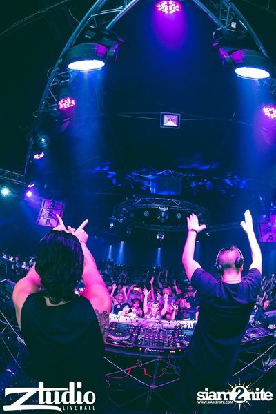 Grey Goose นำเสนอ TGIF : WolfPack ที่ สตูดิโอ ไลฟ์ ฮอล — photo 44