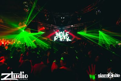 Grey Goose นำเสนอ TGIF : WolfPack ที่ สตูดิโอ ไลฟ์ ฮอล — photo 68