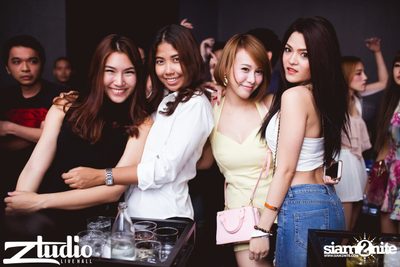 Grey Goose นำเสนอ TGIF : WolfPack ที่ สตูดิโอ ไลฟ์ ฮอล — photo 86