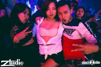 Grey Goose นำเสนอ TGIF : WolfPack ที่ สตูดิโอ ไลฟ์ ฮอล — photo 92