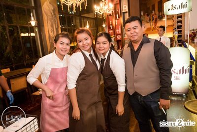 Saturday Night at BottomsUp, Thonglor — photo 29