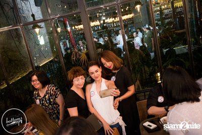 Saturday Night at BottomsUp, Thonglor — photo 73