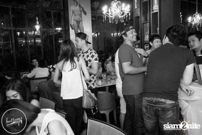 Saturday Night at BottomsUp, Thonglor — photo 121