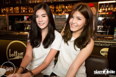 Saturday Night at BottomsUp, Thonglor — photo 128