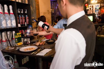 Saturday Night at BottomsUp, Thonglor — photo 130