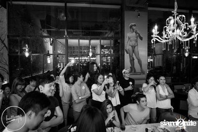 Saturday Night at BottomsUp, Thonglor — photo 170