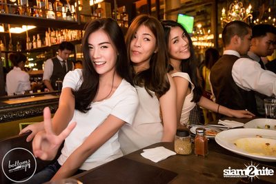 Saturday Night at BottomsUp, Thonglor — photo 191