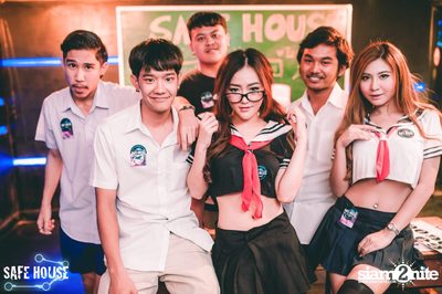 AE Tubbies นำเสนอ Back 2 School Party ที่ เซฟเฮ้าส์ — photo 72