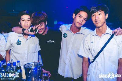 AE Tubbies นำเสนอ Back 2 School Party ที่ เซฟเฮ้าส์ — photo 81