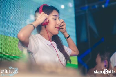 AE Tubbies นำเสนอ Back 2 School Party ที่ เซฟเฮ้าส์ — photo 98