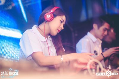 AE Tubbies นำเสนอ Back 2 School Party ที่ เซฟเฮ้าส์ — photo 99
