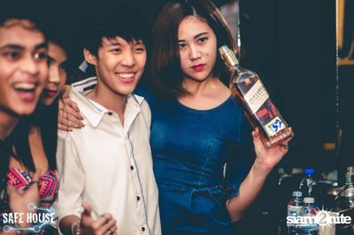 AE Tubbies นำเสนอ Back 2 School Party ที่ เซฟเฮ้าส์ — photo 100
