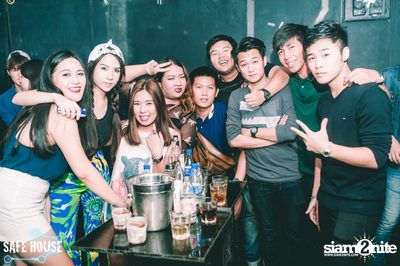 AE Tubbies นำเสนอ Back 2 School Party ที่ เซฟเฮ้าส์ — photo 108