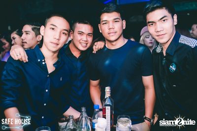 AE Tubbies นำเสนอ Back 2 School Party ที่ เซฟเฮ้าส์ — photo 117