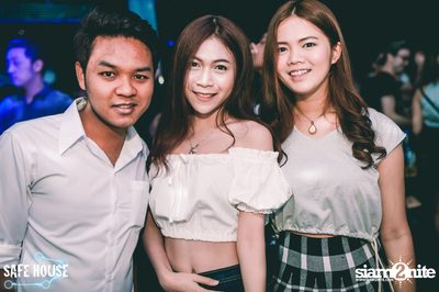 AE Tubbies นำเสนอ Back 2 School Party ที่ เซฟเฮ้าส์ — photo 120