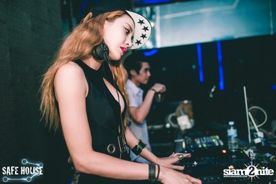 AE Tubbies นำเสนอ Back 2 School Party ที่ เซฟเฮ้าส์ — photo 133