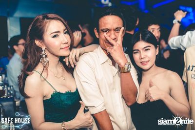 AE Tubbies นำเสนอ Back 2 School Party ที่ เซฟเฮ้าส์ — photo 172