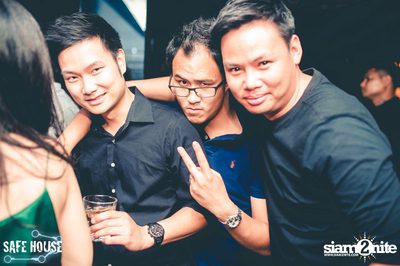 AE Tubbies นำเสนอ Back 2 School Party ที่ เซฟเฮ้าส์ — photo 186