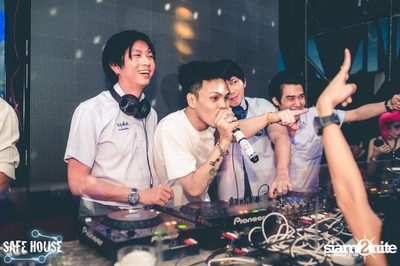 AE Tubbies นำเสนอ Back 2 School Party ที่ เซฟเฮ้าส์ — photo 239