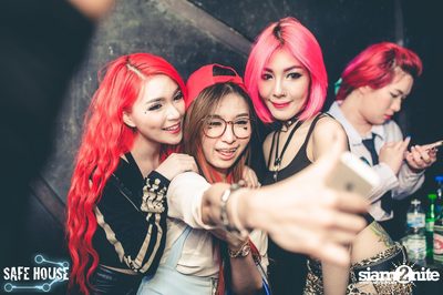 AE Tubbies นำเสนอ Back 2 School Party ที่ เซฟเฮ้าส์ — photo 242
