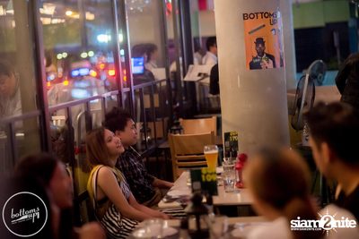 Friday Night at Wine, Beer & Bistro Bar BottomsUp Thonglor — photo 39