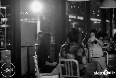 Friday Night at Wine, Beer & Bistro Bar BottomsUp Thonglor — photo 92