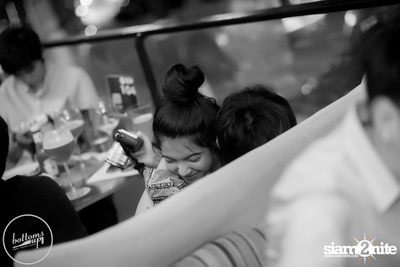 Friday Night at Wine, Beer & Bistro Bar BottomsUp Thonglor — photo 110