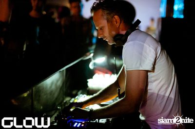 BERLIN BEATS ที่ร้าน โกลว์ ไนท์คลับ, สุขุมวิท 23 — photo 72
