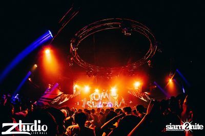 Grey Goose นำเสนอ TGIF : Tom Swoon ที่ สตูดิโอ ไลฟ์ ฮอลล์ — photo 3